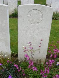 Etaples Military Cemetery - Anderson, Archibald Graeme